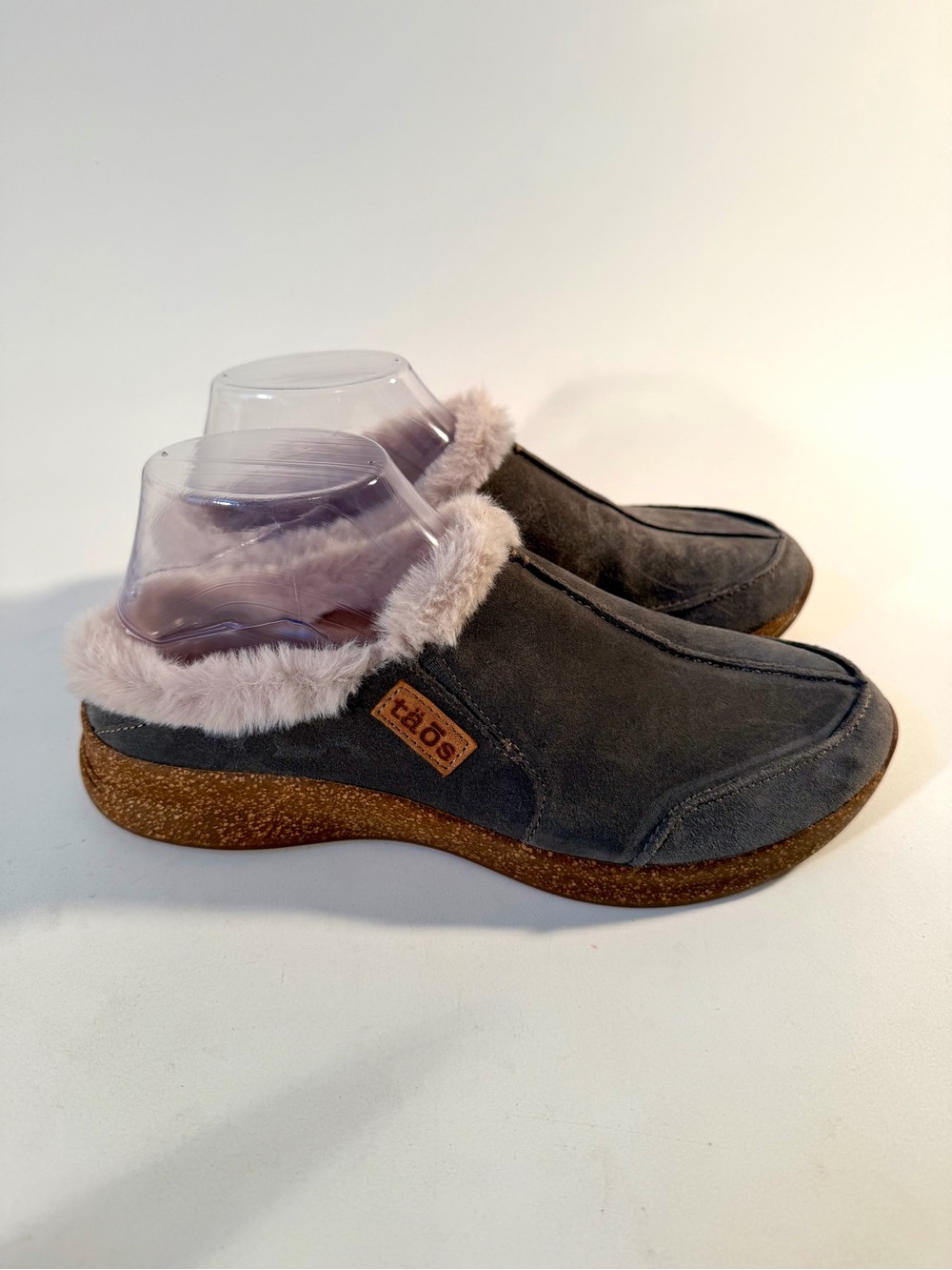 Taos Future Women Suede Faux Fur Lined Clogs Slippers Grey Blue Mules US Sz 9
